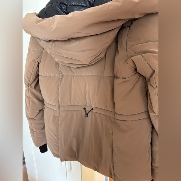 Michael Kors Women’s Brown Puffer Jacket- Small - Picture 7 of 7
